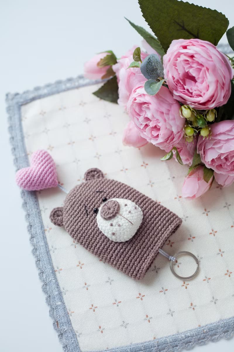 【數位】Crochet Pattern Bear with Heart Key Cover - Digital Item