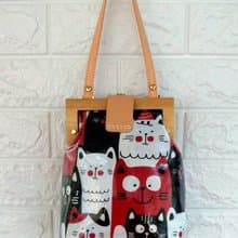 【MY。手作】木架子口金手袋 ~ 胖胖的貓咪