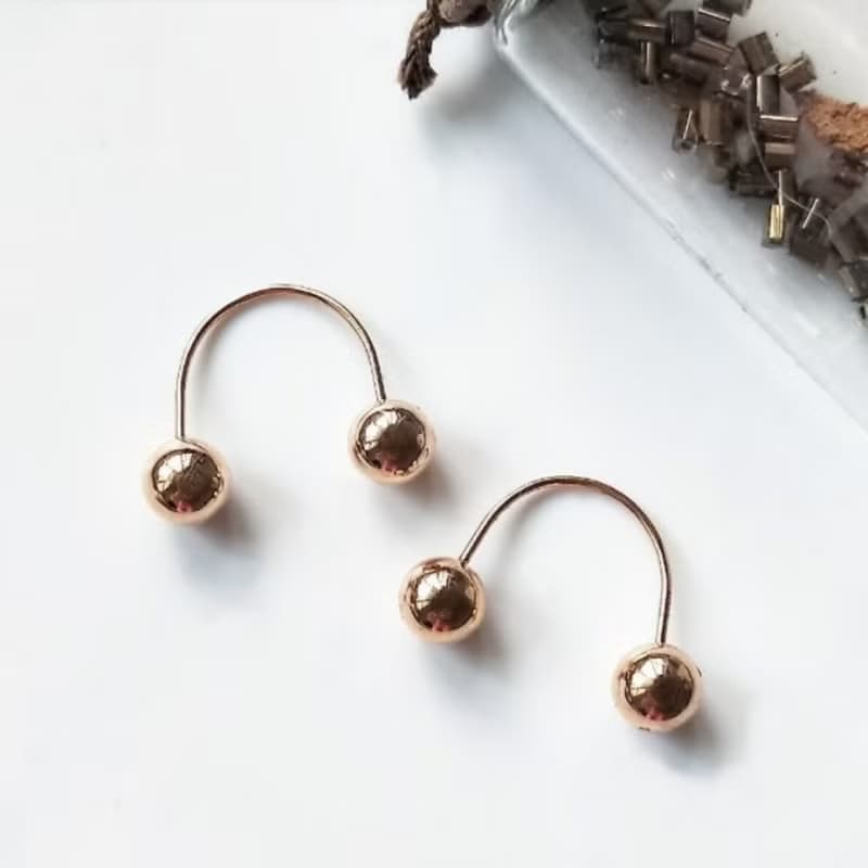 Eli Jewelry義大利18K金 個性風U型雙小圓球18K玫瑰金C型耳環耳針