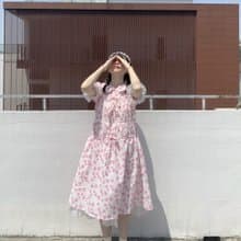 蜜桃氣泡 鹽縮粉小花 仙女洋裝 娃娃領 抽繩 花邊