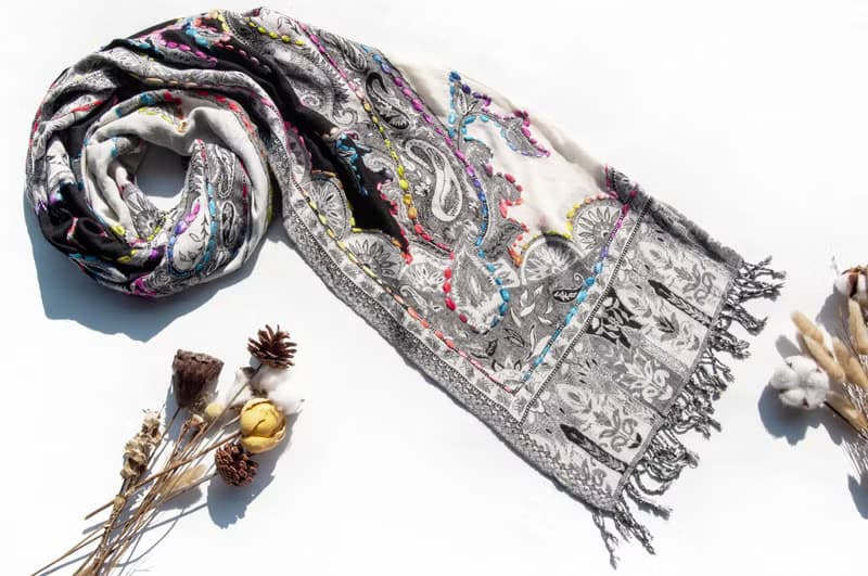 喀什米爾Cashmere/水煮羊毛披肩/針織圍巾/刺繡圍巾/羊絨披巾-花