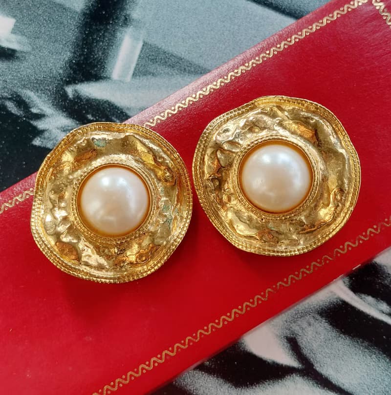 【西洋古董飾品 】金色調 波浪 優雅仿珠 大耳環 夾式耳環