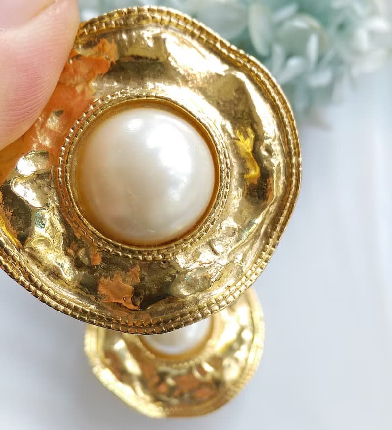 【西洋古董飾品 】金色調 波浪 優雅仿珠 大耳環 夾式耳環