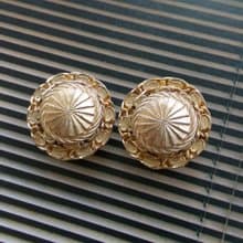 Vintage Jewelry 西洋古董飾品 金色調 經典 典雅 氣質 夾式耳環