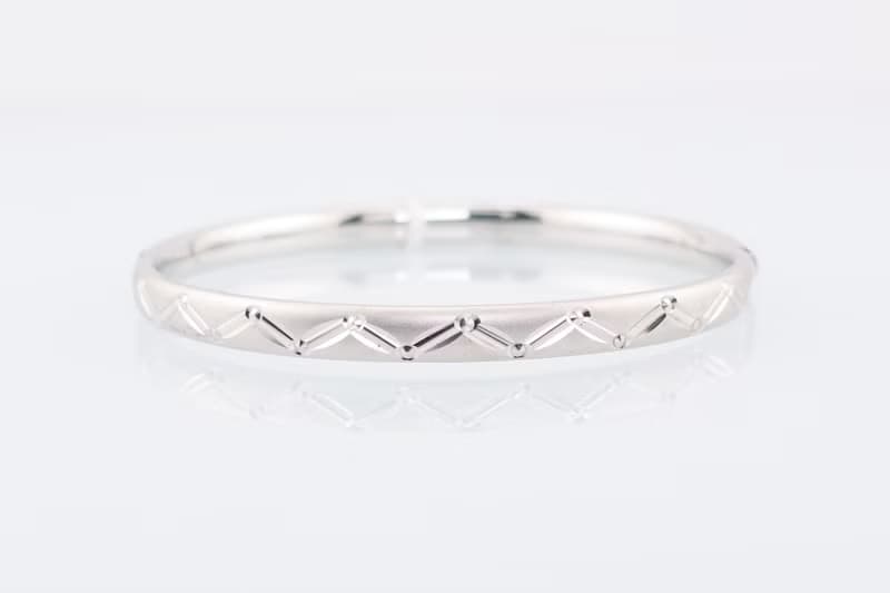 寶麗金珠寶-進口白K金手環