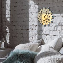 Galaxy藍色 - 由彎曲膠合板製成的現代掛鐘