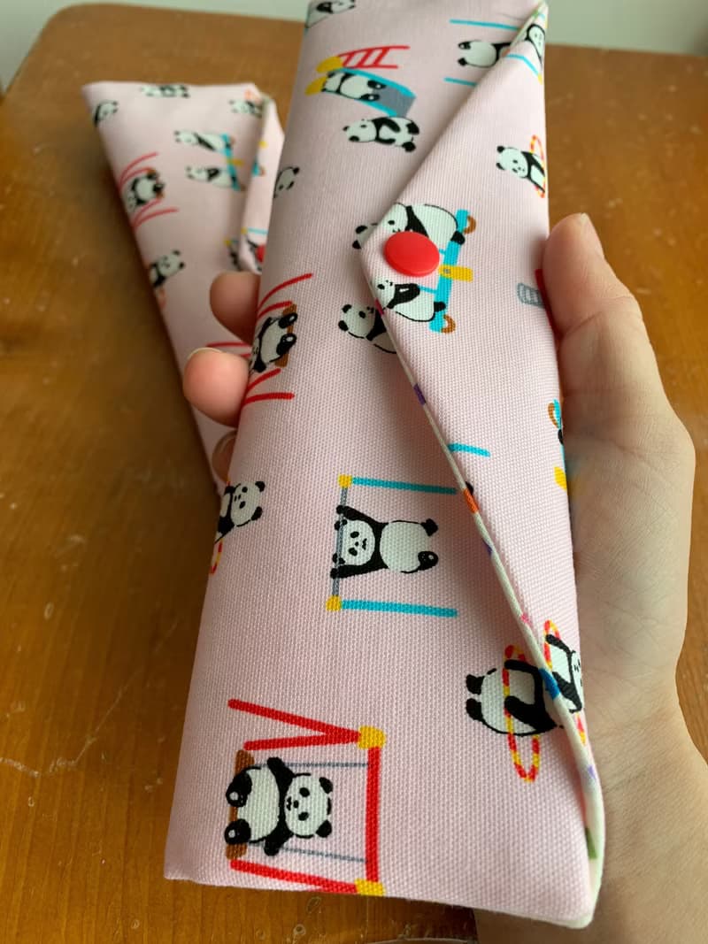 文青風環保筷袋  圓圓愛運動 淺粉 手作餐具袋.交換禮物.