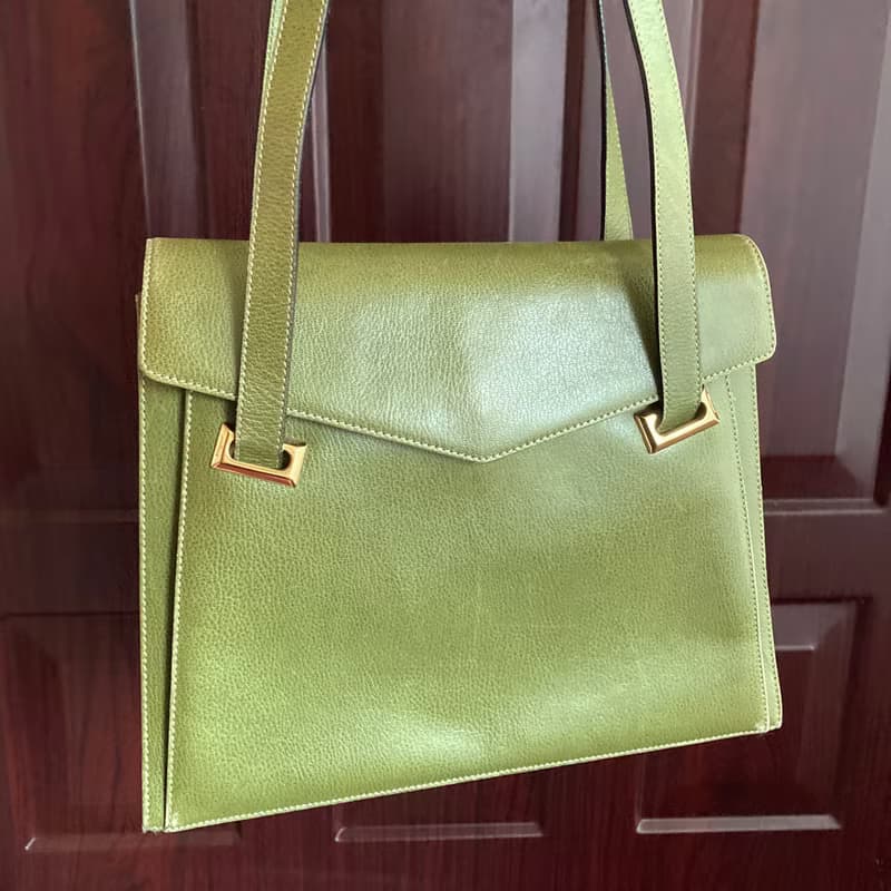 Salvatore Ferragamo 綠色荔枝紋真皮 義大利製 梯形 古董包