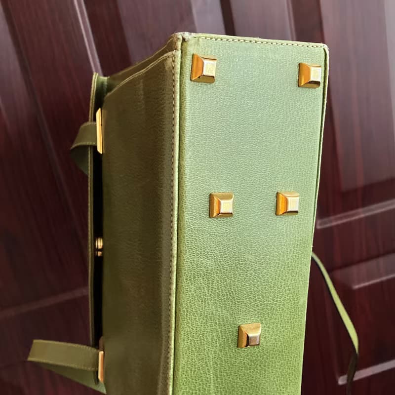 Salvatore Ferragamo 綠色荔枝紋真皮 義大利製 梯形 古董包