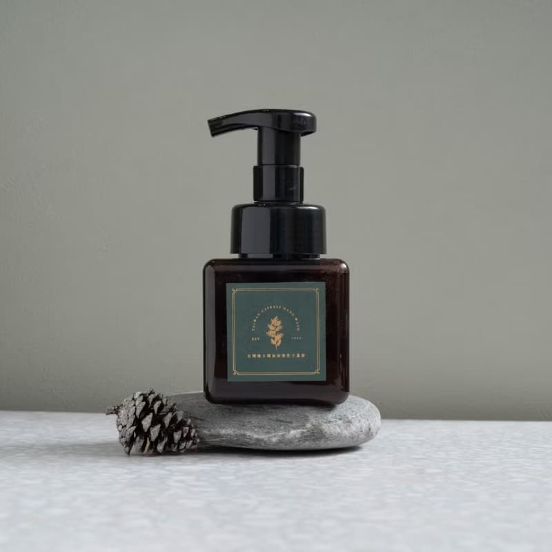 【新版】台灣檜木精油保溼洗手慕斯 250ml