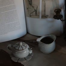 六瓣花茶具組 /含茶壺  壺承  茶海/