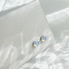 天然石/オパールの一粒ピアス/パワーストーン/一粒ピアス/サージカルステンレス/一粒/シンプル/アレルギー対応/オパール/ノンホールピアス/誕生石