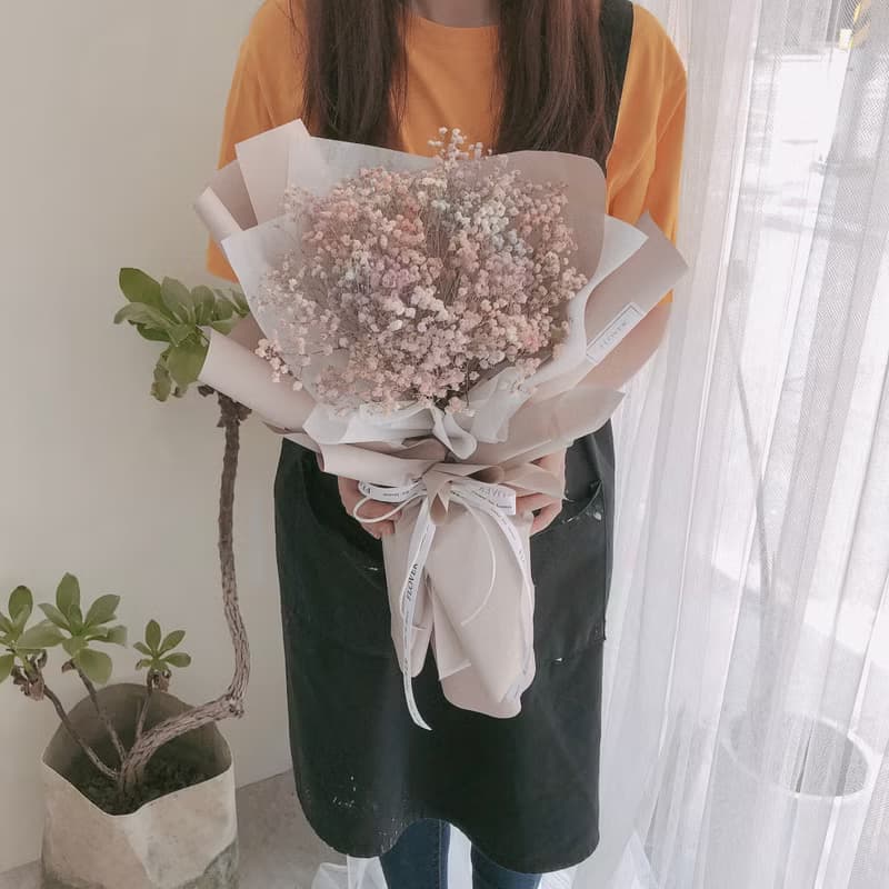 彩虹星星 彩色滿天星乾燥花束