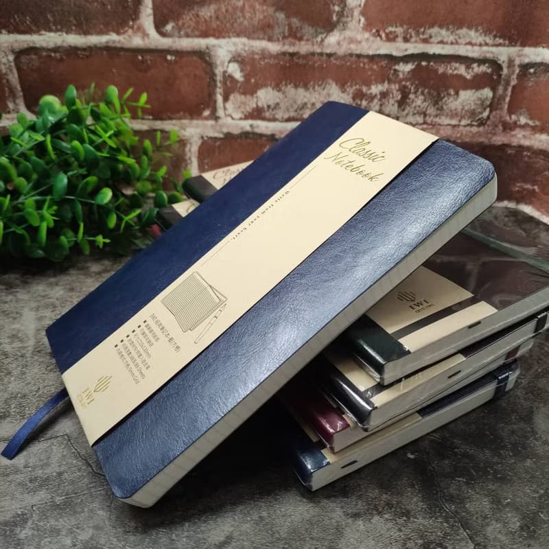 【送禮推薦】IWI 經典系列-A5筆記本 #四色可選 #鋼筆適用紙