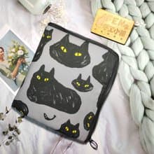 貓咪系列-日本限量布灰底可愛黑貓L型拉鍊袋加鋪棉-電子書保護套