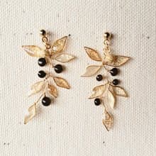 Leaf ピアスorイヤリング　ゴールドandブラウン
