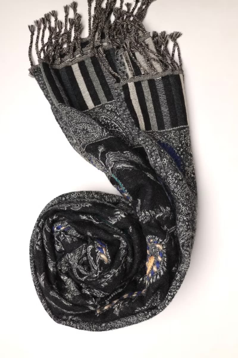 【母親節禮物】喀什米爾水煮羊毛手工刺繡圍巾披肩黑色腰果花保暖