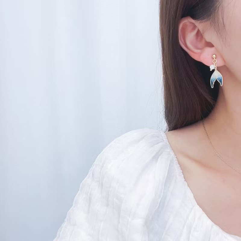 夾式耳環 | Little Azure | 小魚尾