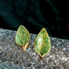 vintage jewelry  俏麗綠葉琺瑯陶瓷 夾式耳環