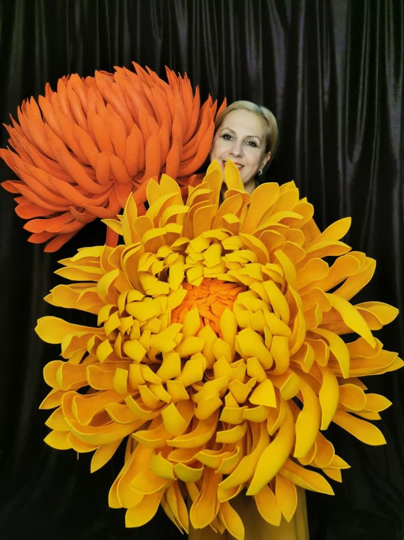 Huge Flowers. 75 cm Flower. Wedding Backdrop. Giant Bouquet. Event Luxury Decor