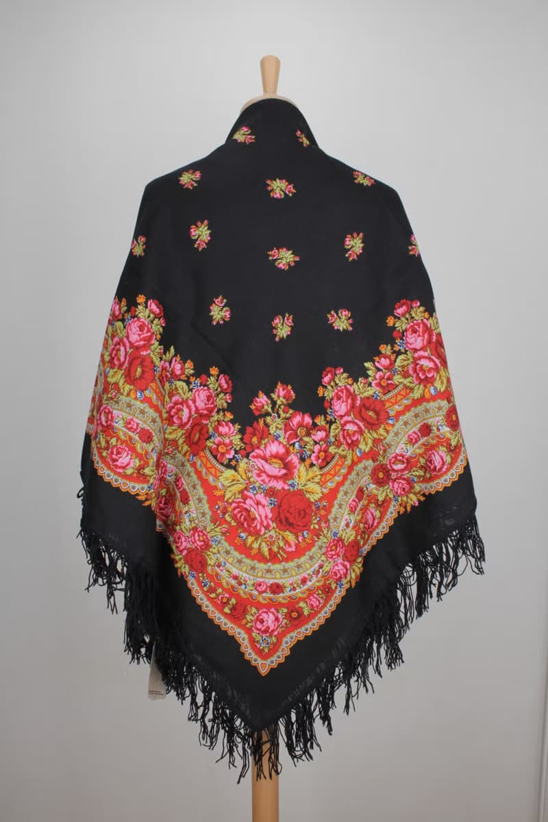 Pavlovo Posad Russian Shawl 100% Wool Scarf 125 cm, Wrap Woolen Fringe 1901-18