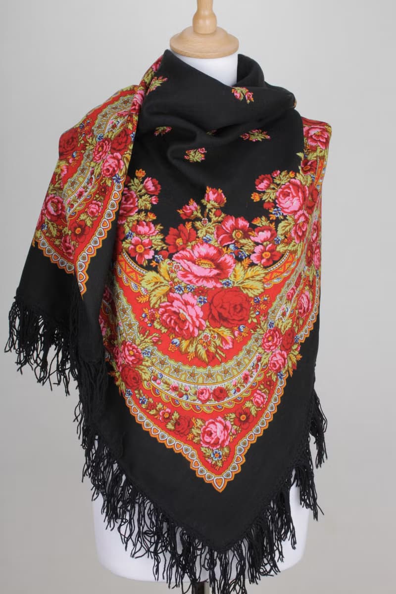 Pavlovo Posad Russian Shawl 100% Wool Scarf 125 cm, Wrap Woolen Fringe 1901-18