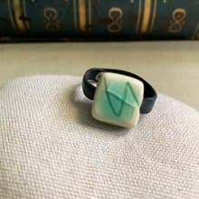 戒指 日本白瓷 自然釉色 無限看不膩色調 真皮革 藝術等級