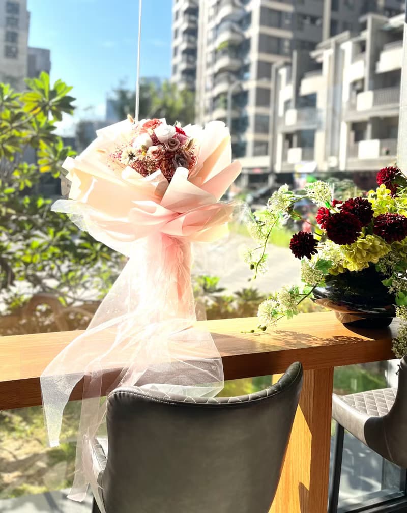 附贈線燈 浮誇系超大花束 生日/告白/求婚/晉升必備