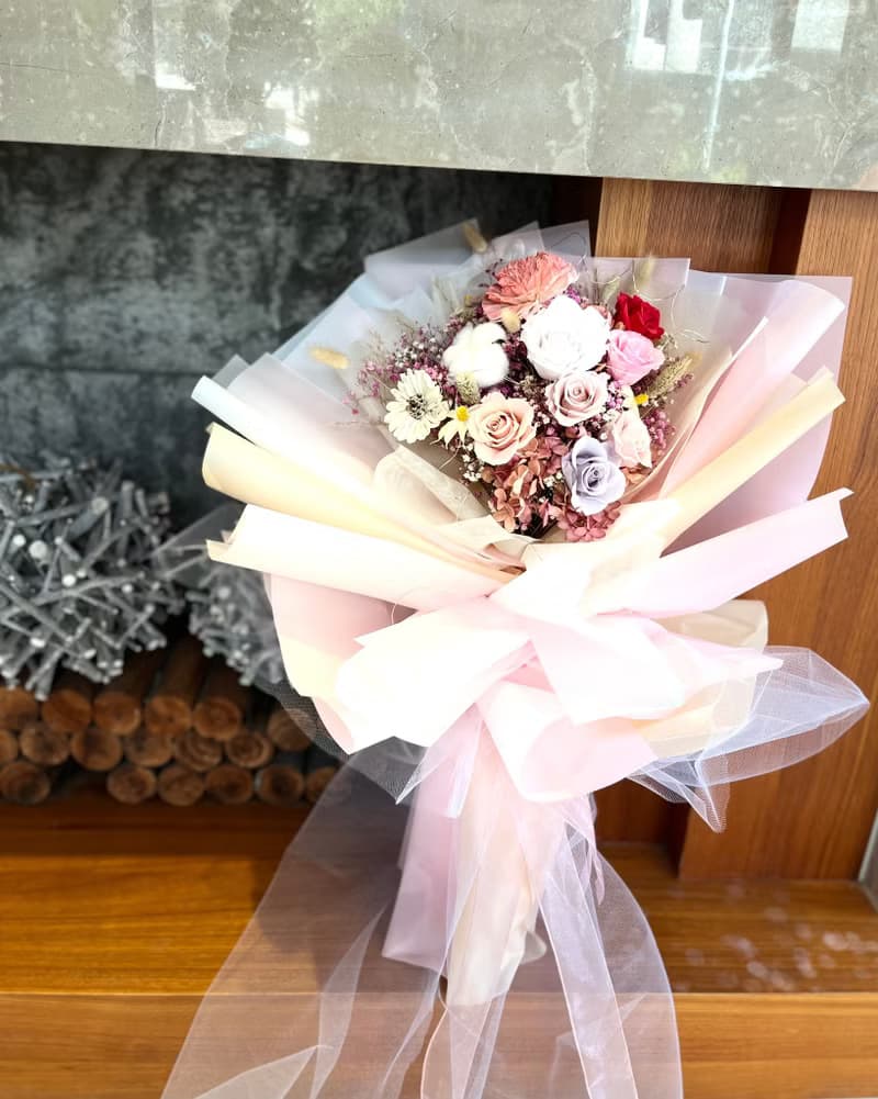 附贈線燈 浮誇系超大花束 生日/告白/求婚/晉升必備