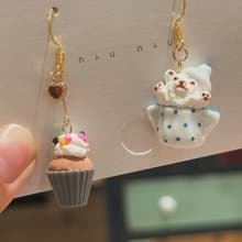 奶泡茶壺熊佐杯子蛋糕耳環