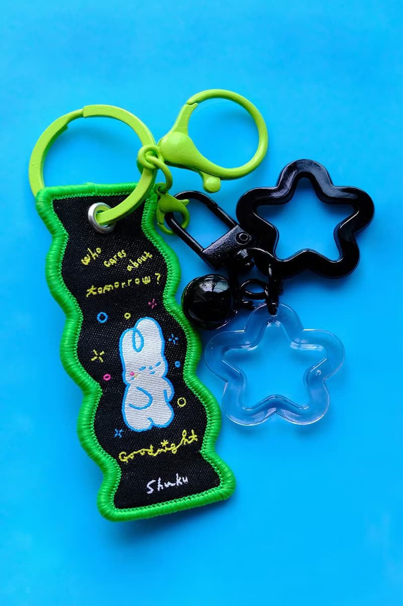 Shuku Who cares about tomorrow 刺繡鑰匙圈吊飾