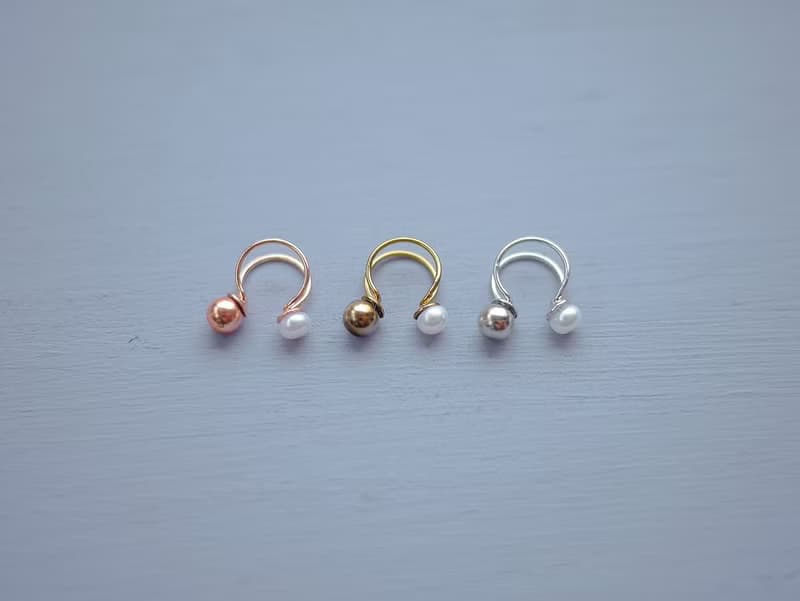 Hydromancy | 水占術系列 - 微光淚滴 * 耳骨夾 耳夾