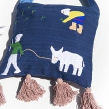 手縫純棉布側背包 刺繡手提包 手工刺繡肩背包 手繡包-彩虹動物