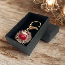 日式招財貓幾何圖案鑰匙圈 卡通風格貓紅金 No.86