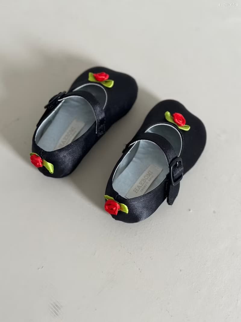 neko haebomi1000 baby&kids shoes (black)