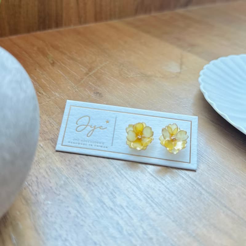 【燦】奶油檸檬 手作立體水晶花貼耳耳環 無痛耳夾 uv飾品 禮物