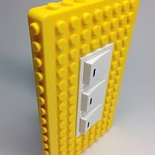 Qubefun 積木掛勾電源蓋+3入積木掛勾(活力黃) 相容樂高 可愛禮物