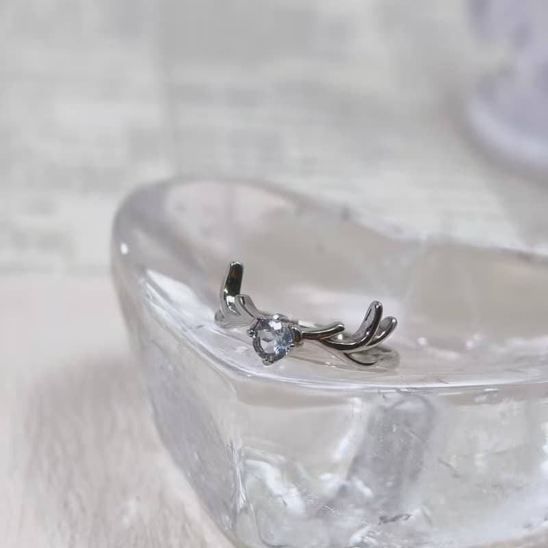 海藍寶石 鹿角戒 天然海藍寶 0.30克拉 925純銀戒 【聖誕飾品】