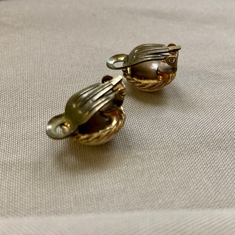 奶白珍珠 麻花金邊 金屬夾式耳環 耐用 古董飾品 古董耳環