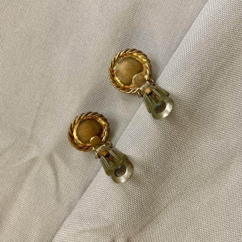 奶白珍珠 麻花金邊 金屬夾式耳環 耐用 古董飾品 古董耳環