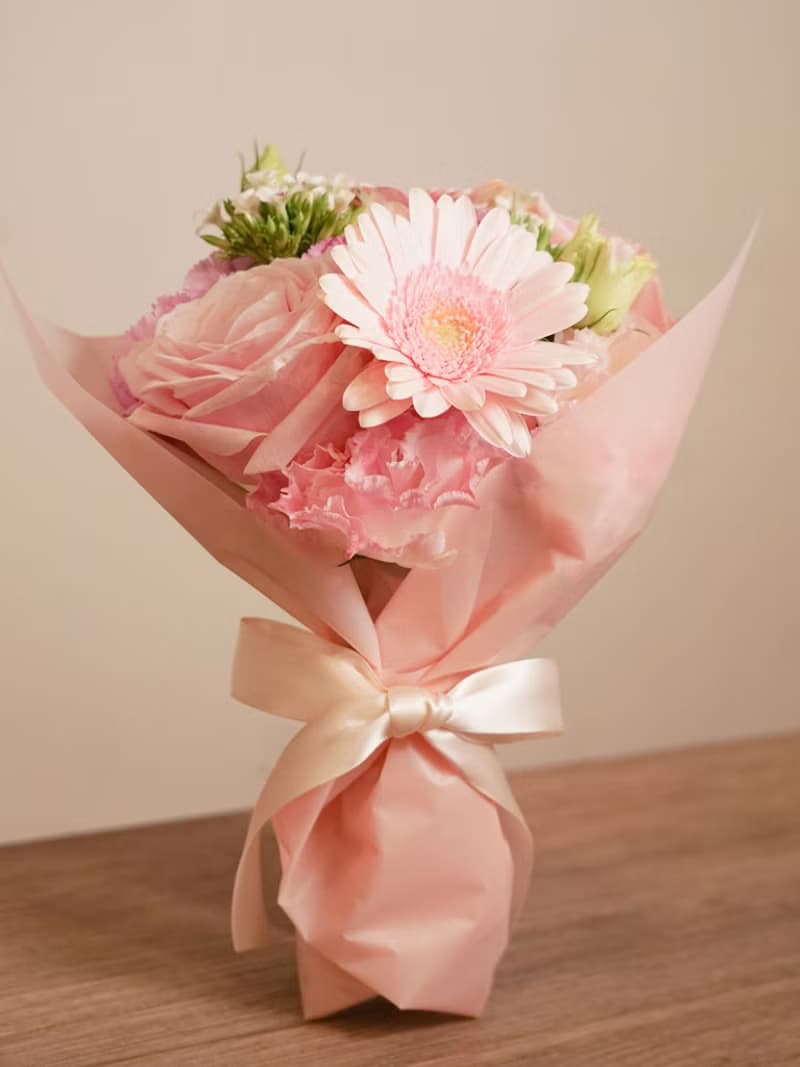 柔美粉可愛花束