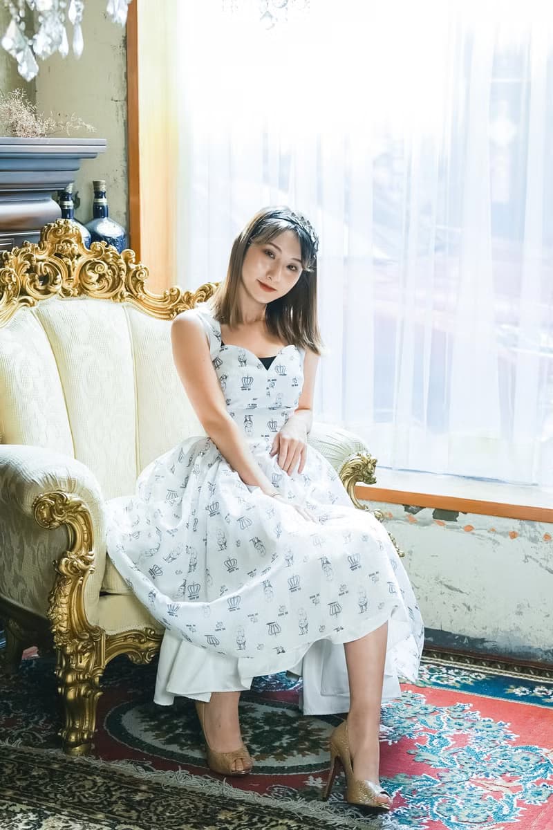馬克是貴族小淑女  輕薄紗質背後綁帶桃心領澎澎裙洋裝