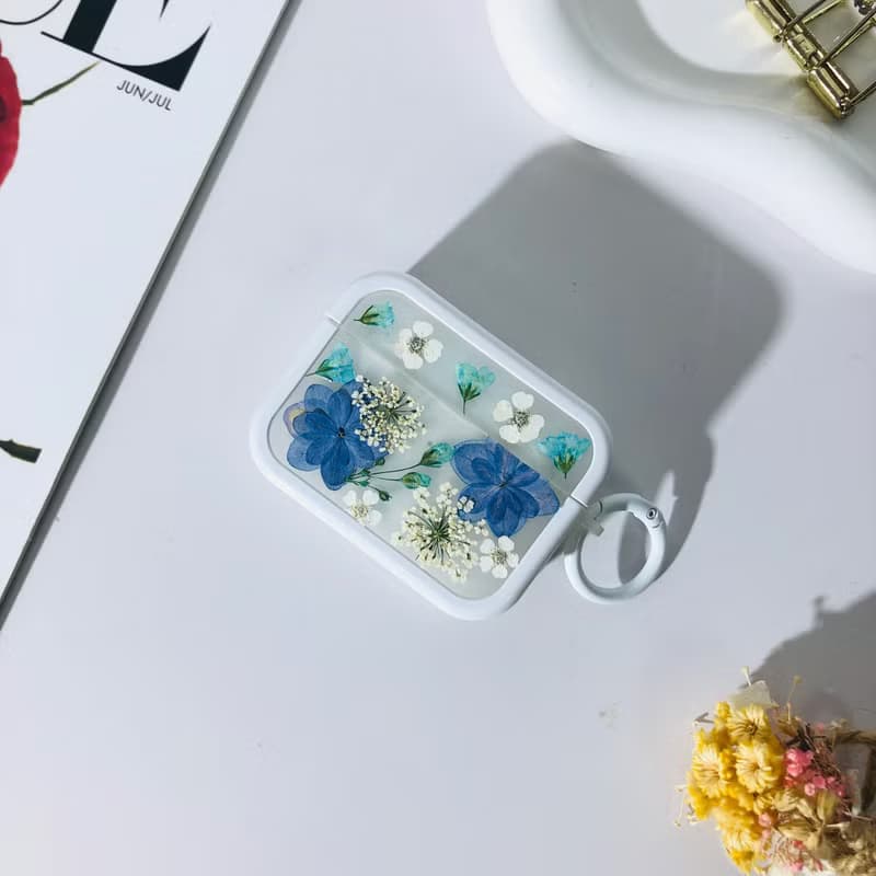 珍珠白壓花耳機殼,搭配AirPods 1,2,3,4,AirPods Pro,精美禮物