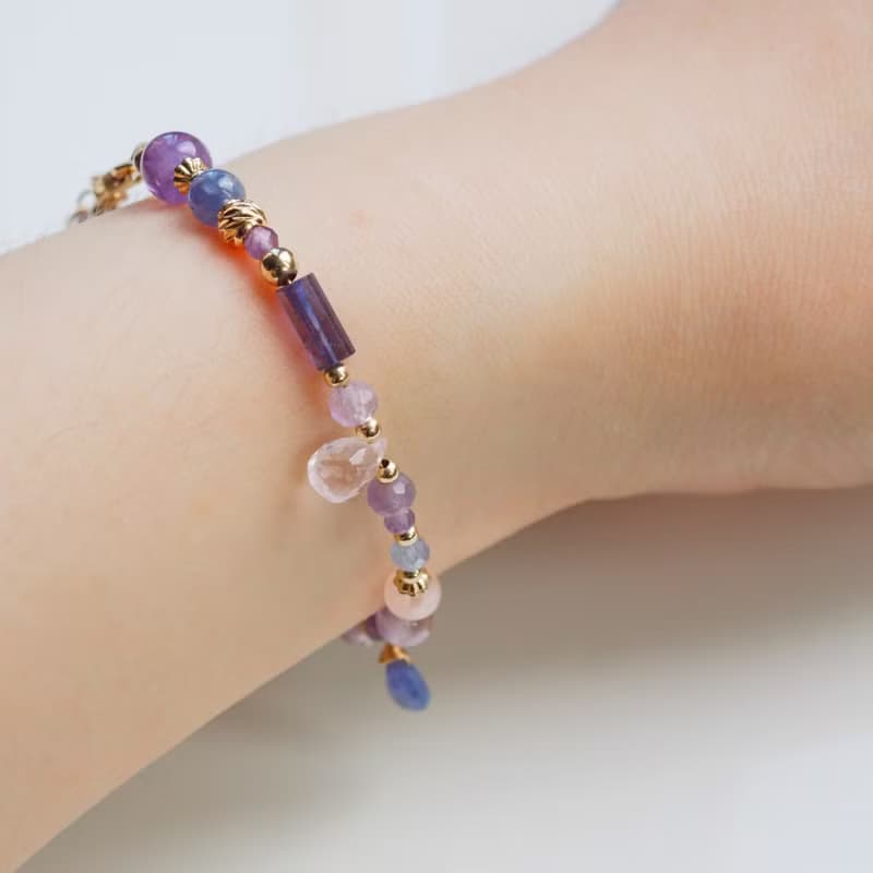 少女與一千零一夜| 坦桑石、藍晶石、紫水晶14k包金天然石手鍊