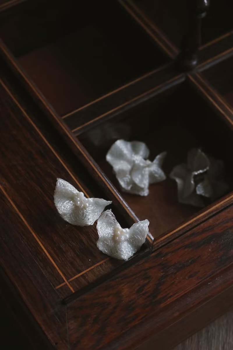 2023白裙襬\耳夾可 夾式耳環 樹脂 婚禮耳環 七夕 情人節禮物