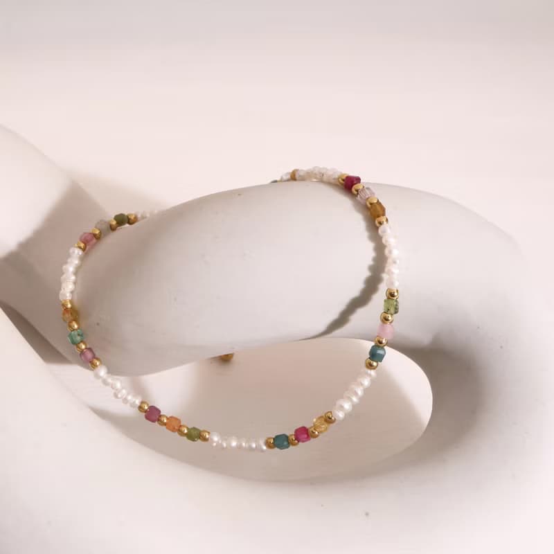 南法香頌曲。碧璽手鍊