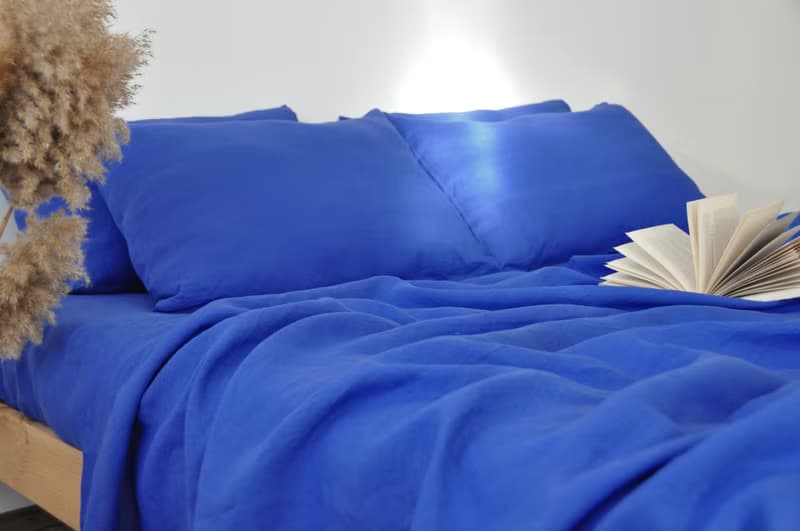Royal blue linen sheet set / Flat+fitted sheet+2 pillowcases / Blue bedding