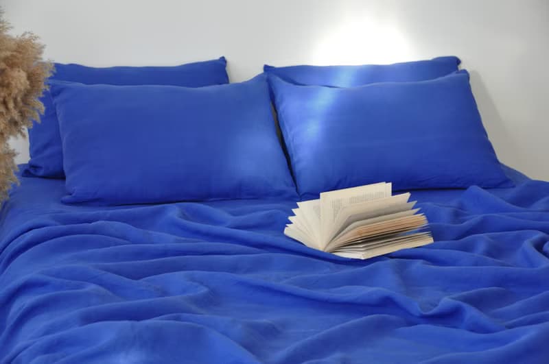 Royal blue linen sheet set / Flat+fitted sheet+2 pillowcases / Blue bedding
