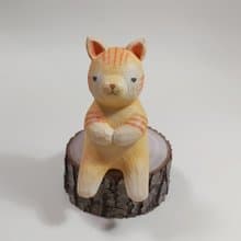 貓咪木雕藝術品