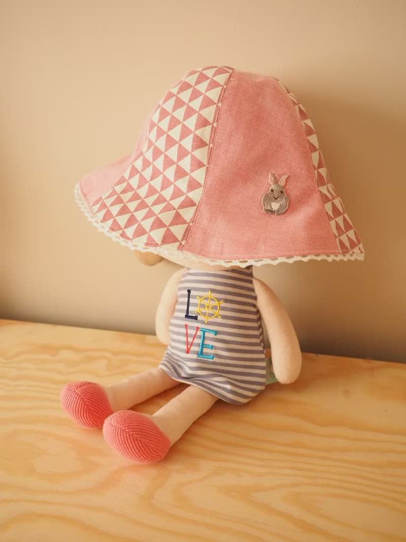 彌月禮物 手作雙面拼布小兔刺繡嬰兒小孩帽子及成人彈性髮帶套裝